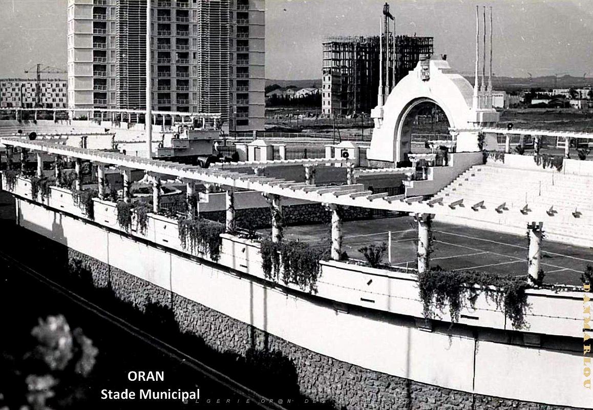 Oran - Stade Municipal - Entree.jpg
